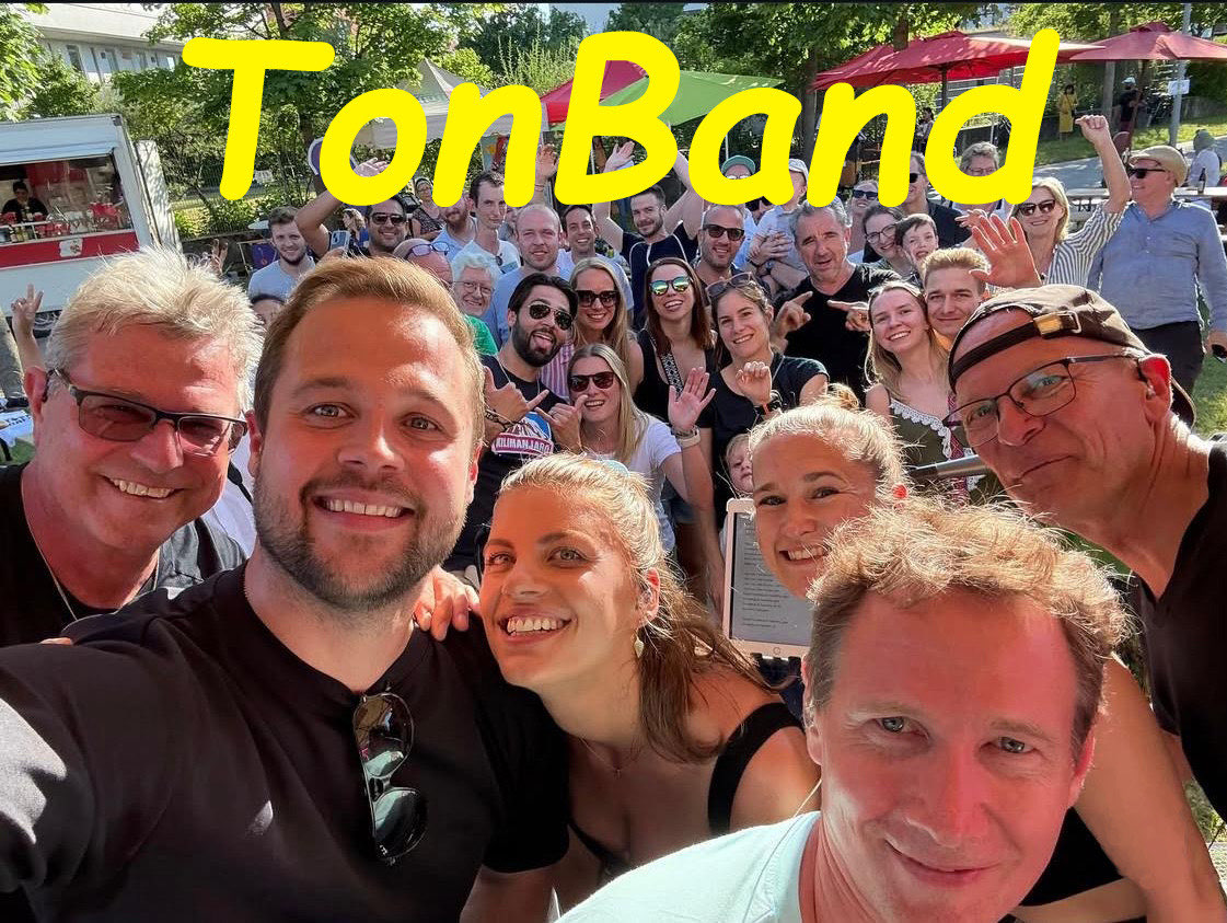 Kleinanzeige TonBand sucht einen nette/n Keyboarder*in - Bild 1