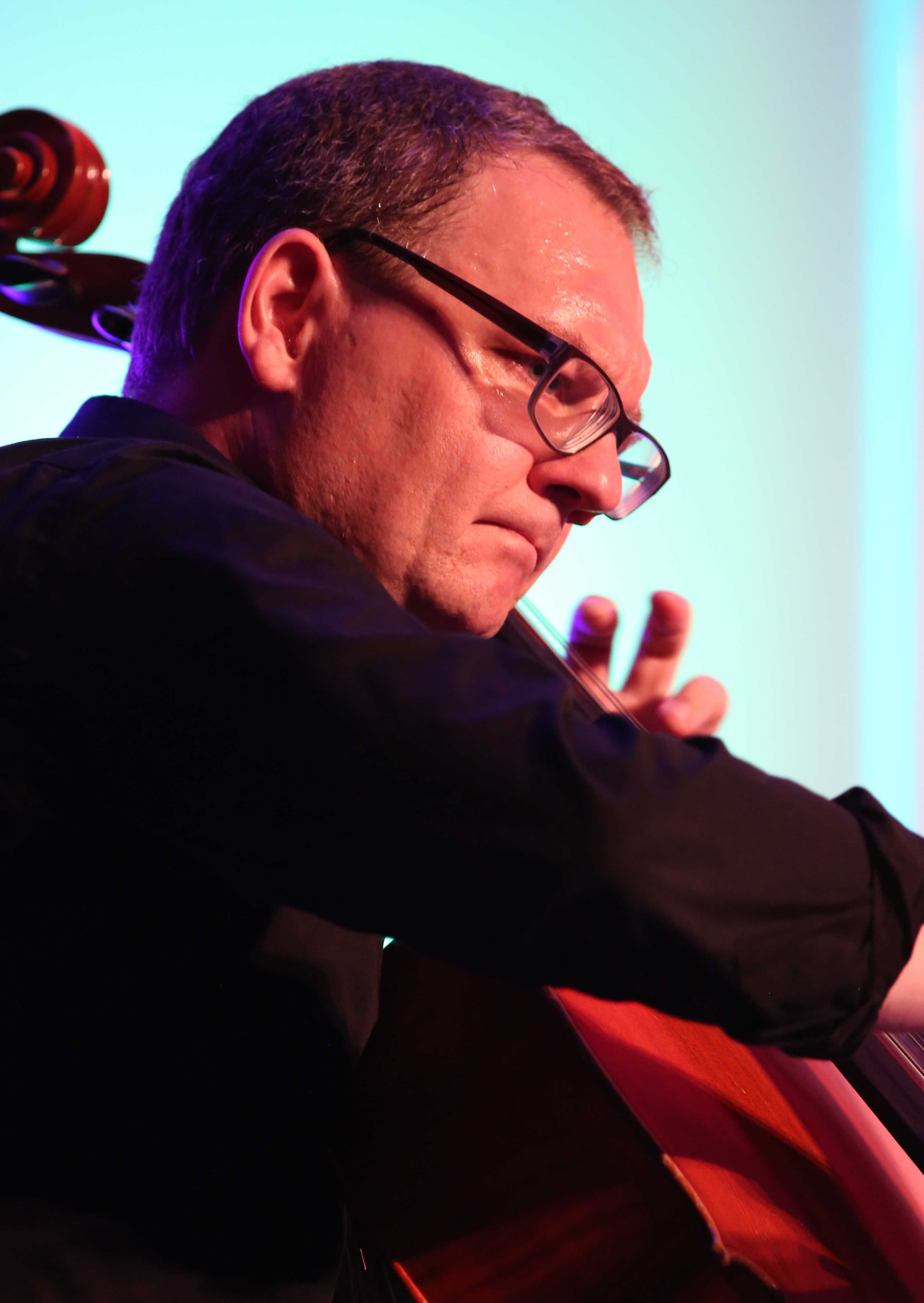 Kleinanzeige Cello- und Klavierspiel in Bands und Combos, gerne auch frei - Bild 1