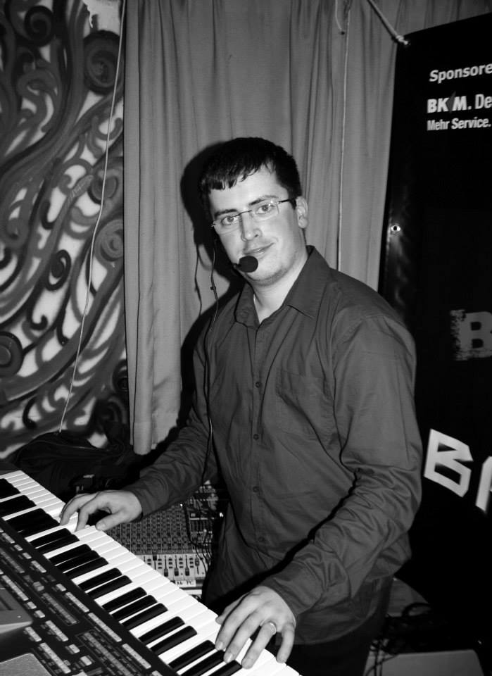 Kleinanzeige Musiker für kirchliche, Kita und moderne Musik - Bild 1