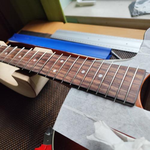Kleinanzeige Gitarrenreparatur - Bild 5