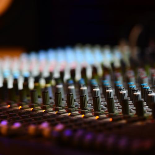 Kleinanzeige Suche leidenschaftliche Musiker/Studio etc alles vorhanden - Bild 1