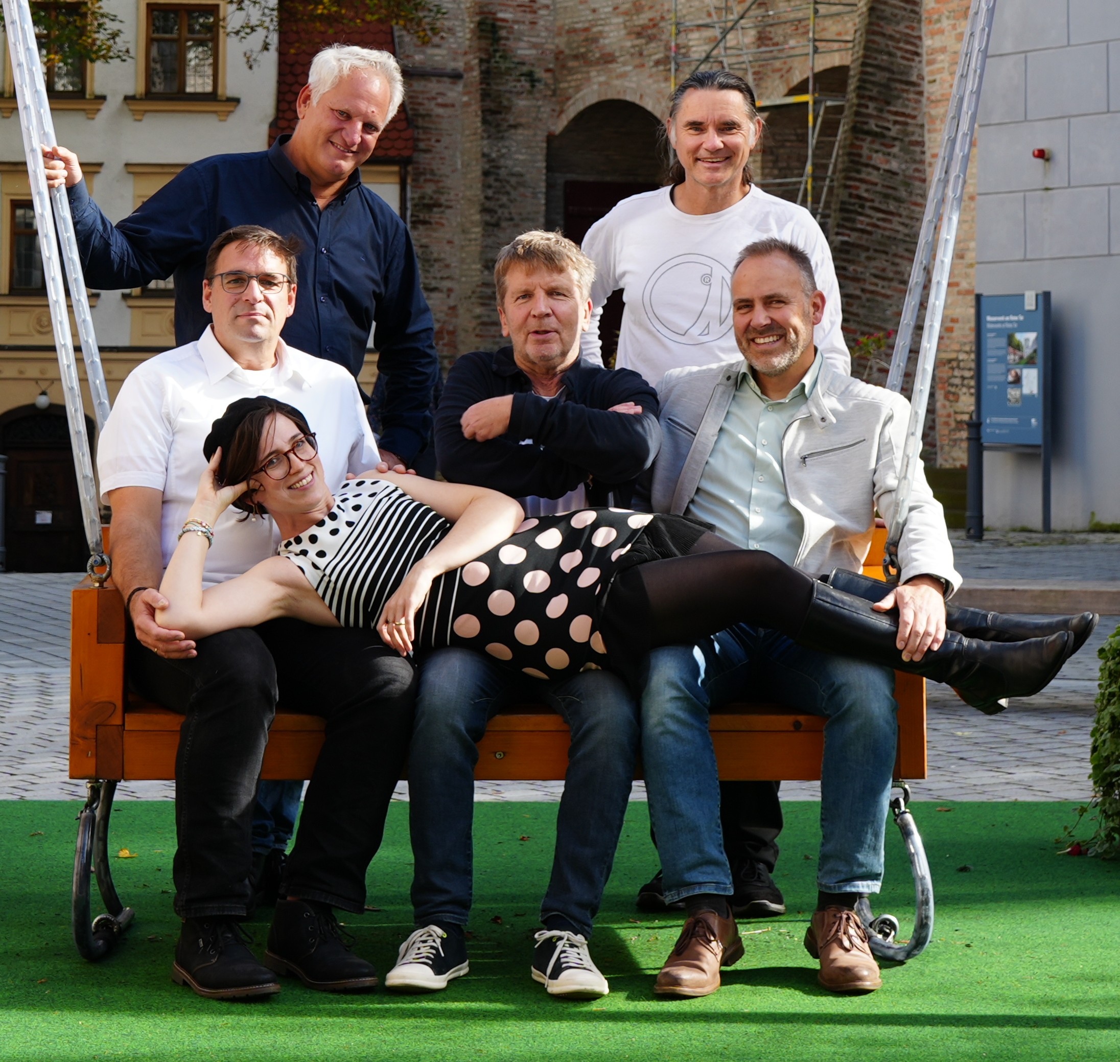 Kleinanzeige Band sucht Drummer. - Bild 1