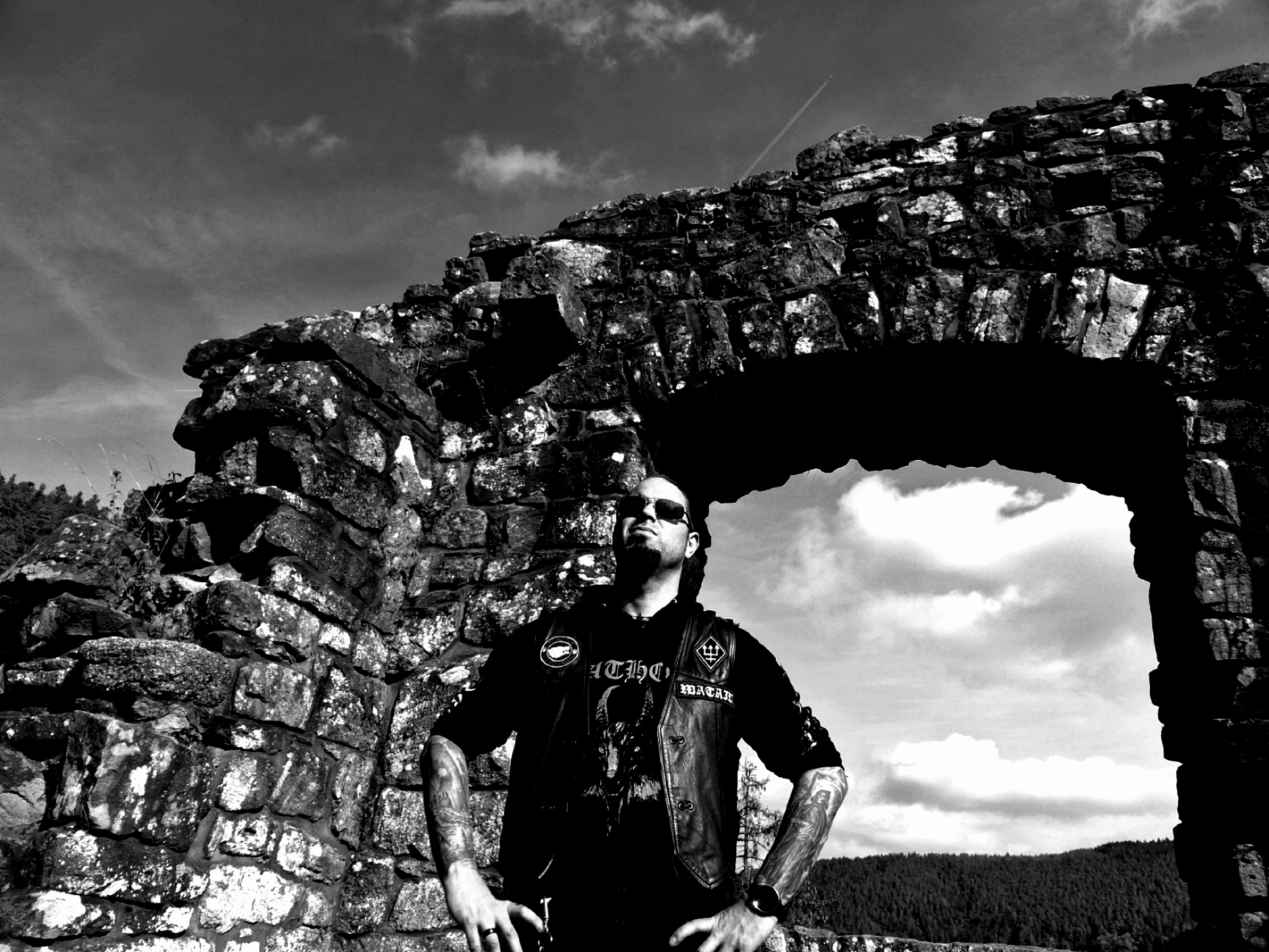 Kleinanzeige Mitmusiker zur Gründung einer Black Metal Band  - Bild 1
