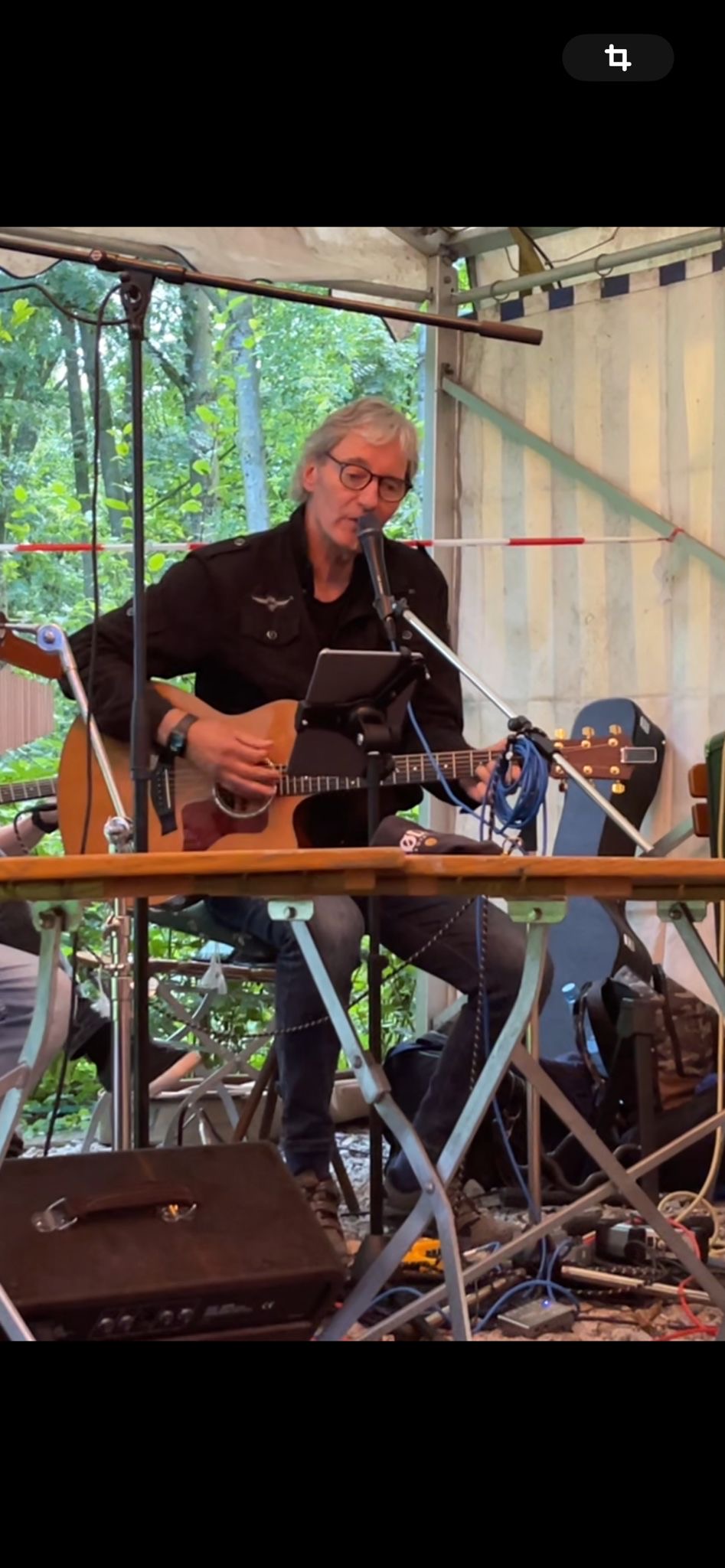 Kleinanzeige Solo/Rhythmusgitarrist /in für Trio gesucht  - Bild 1