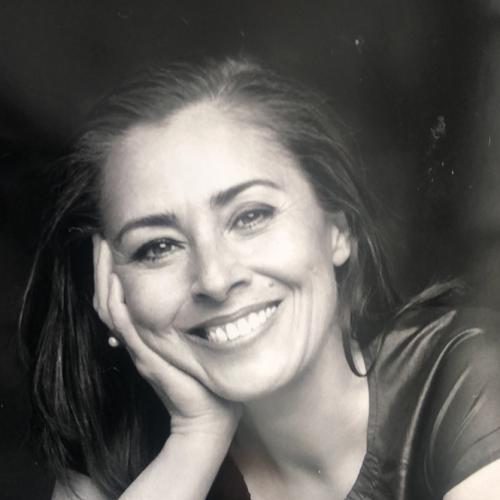 Kleinanzeige Sängerin und Songwriterin sucht Musiker (Keyboard/Gitarre/Produzent) im Raum München für gemeinsame Song- und Studio-Projekte. - Bild 1