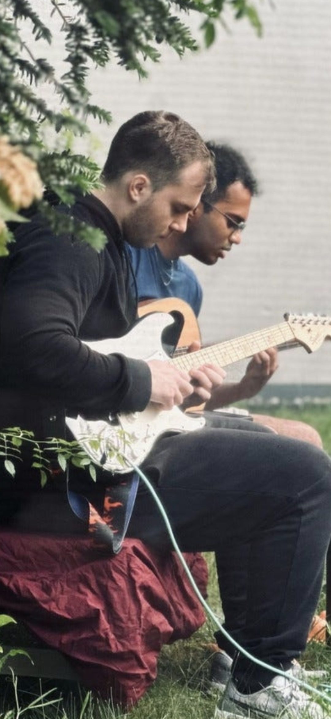 Kleinanzeige  Privater Gitarrenunterricht in Berlin (Metal, Rock, Technik, Improvisation) auch online möglich - Bild 1