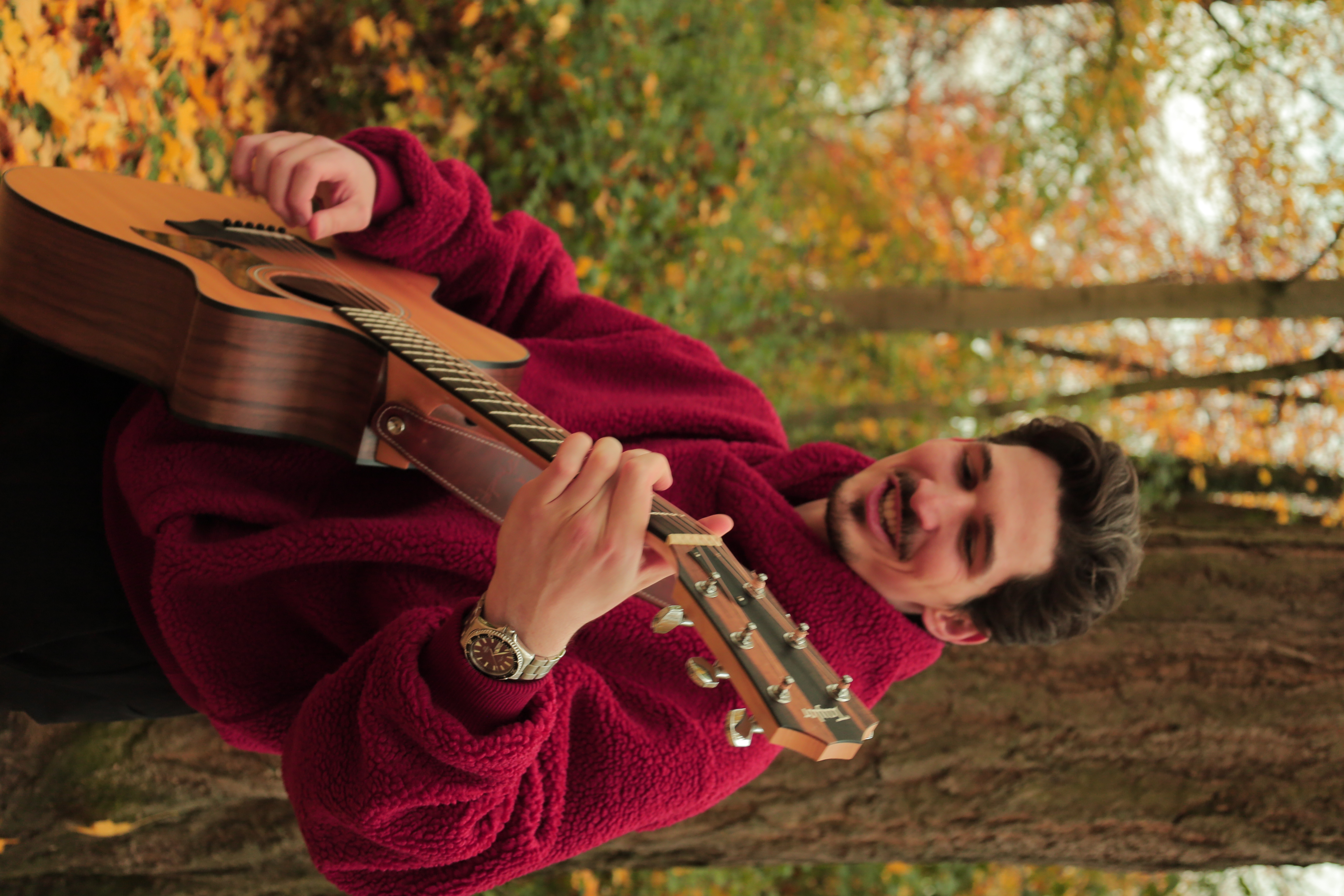 Kleinanzeige Gitarrist 25m sucht U30 Musiker*innen Pop/Rock/Love Songs - Bild 2