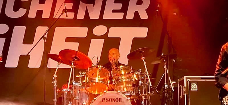 Kleinanzeige drummer sucht band - Bild 2