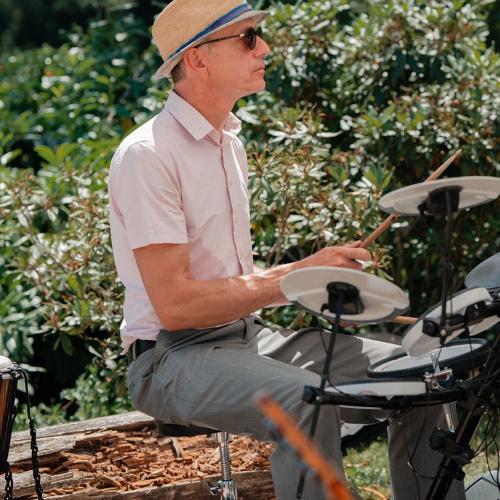 Kleinanzeige Schlagzeuger sucht Band (Pop, Rock, Jazz, Indie, Alternative, Elektro ...) - Bild 1