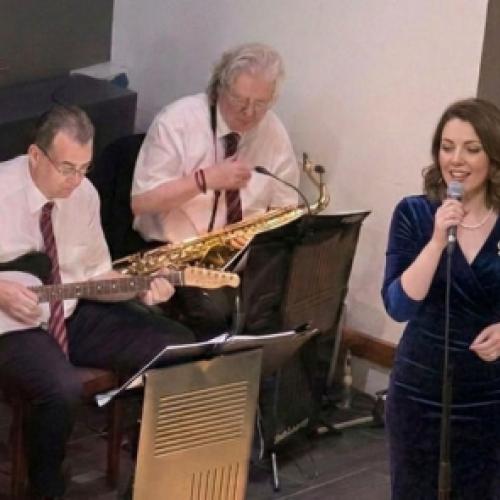 Kleinanzeige AlphaJazz aus Peine sucht Sängerin - Bild 1