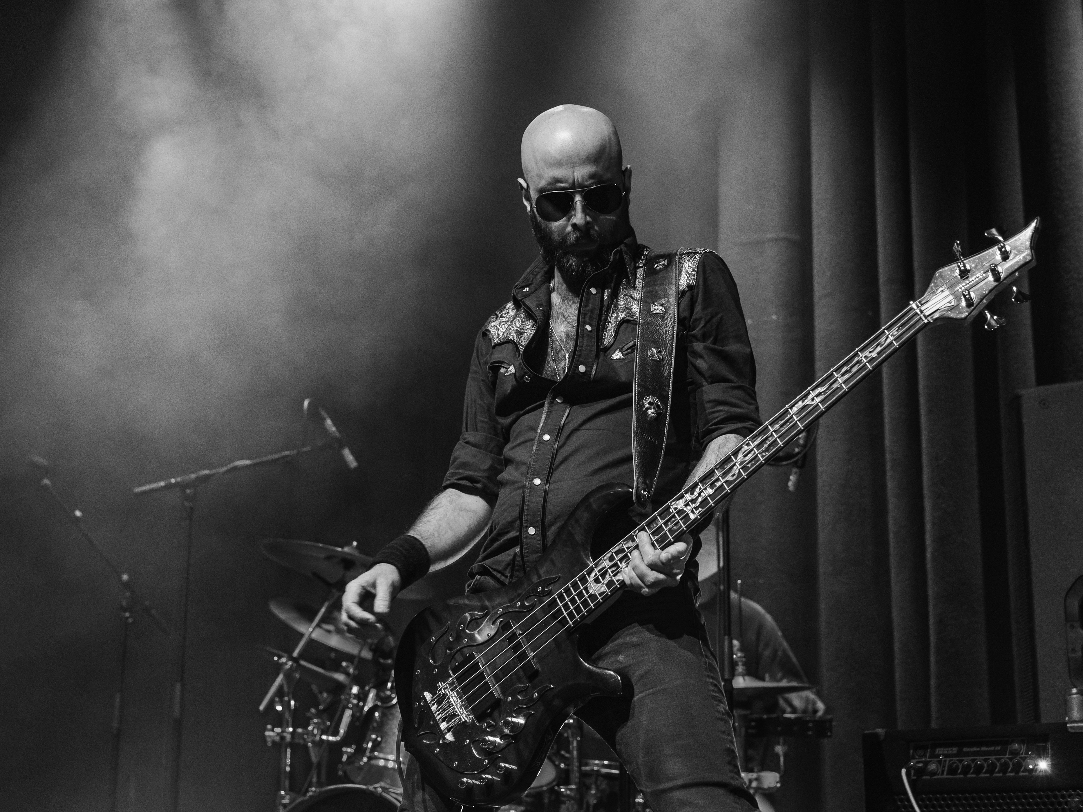 Kleinanzeige Bassist sucht Band - Bild 3