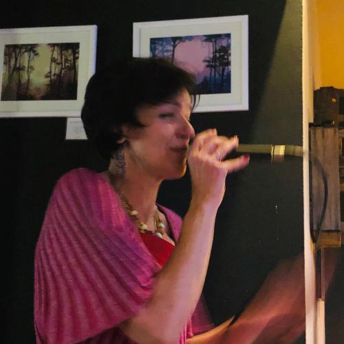 Kleinanzeige Sängerin sucht für deutsche Schlager der 30er Jahre Programm Musiker in Berlin ( z.B. Gitarre, Piano, Bass) - Bild 2