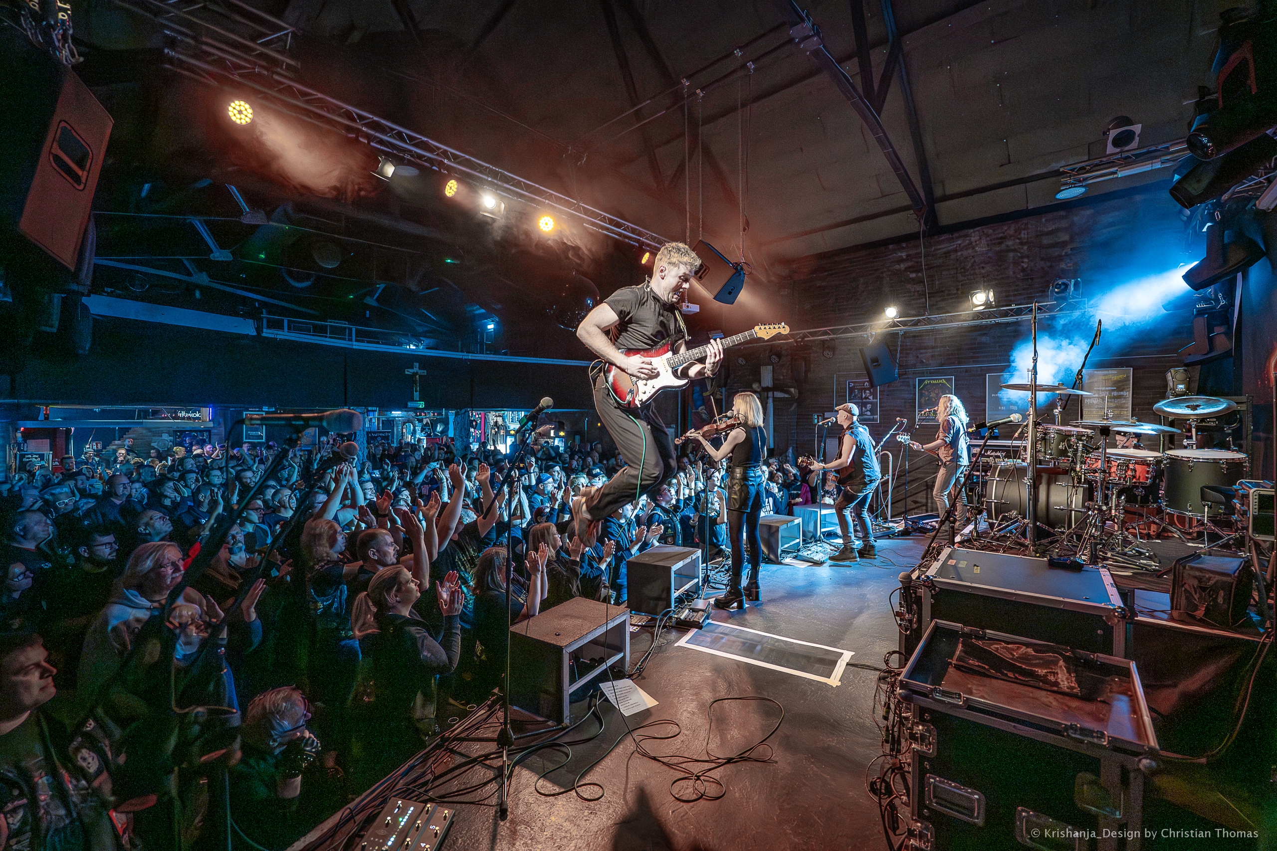 Kleinanzeige Frontfrau für professionelles Folk Punk Projekt Liebe &amp; Krawall - Bild 3