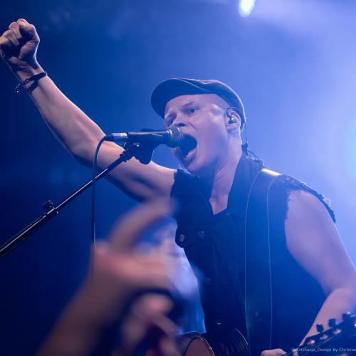 Kleinanzeige Frontfrau für professionelles Folk Punk Projekt Liebe &amp; Krawall - Bild 4