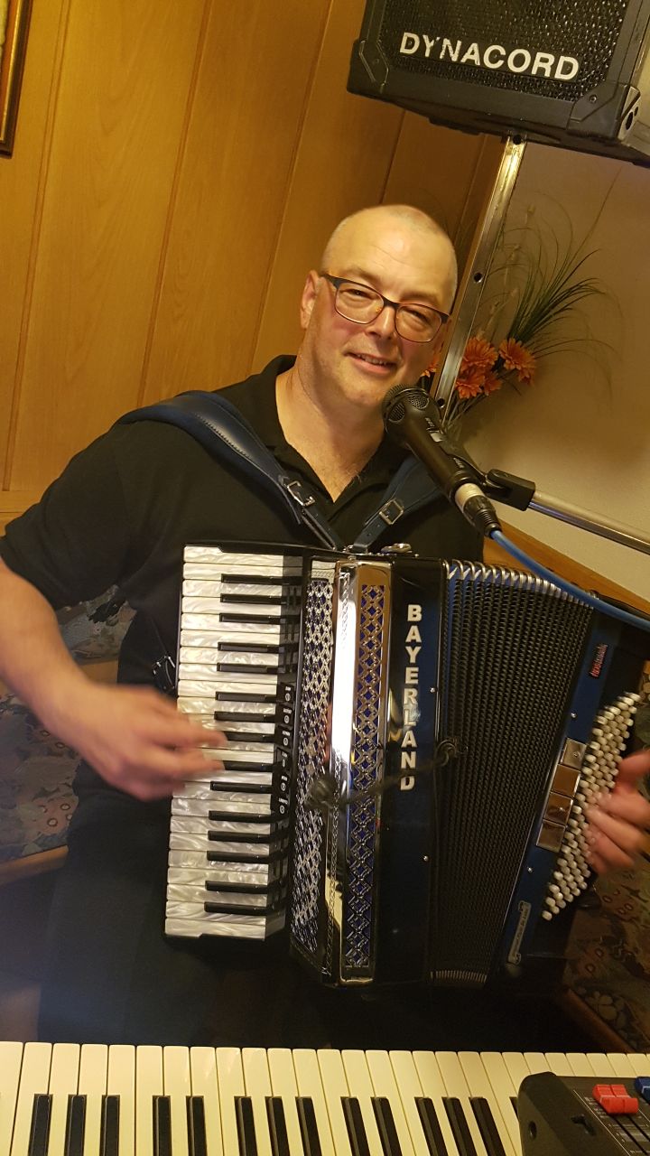 Band C`est la vie  aus Parkstein - Bild 1