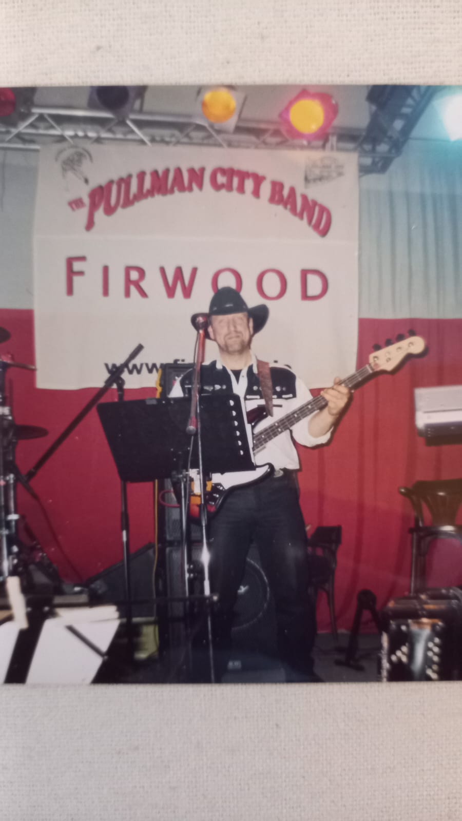 Kleinanzeige Bassist such Country Band - Bild 1