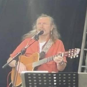 Musiklehrer Bernd Stoupa - Bild 1
