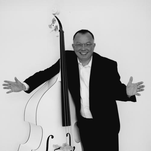 Kleinanzeige Bass sucht Band in München - Bild 1
