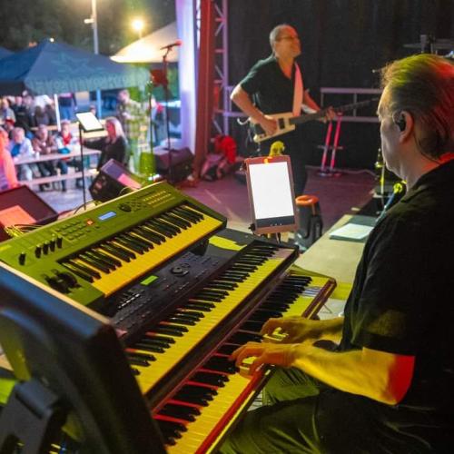 Kleinanzeige Keyboarder sucht Band - Bild 2