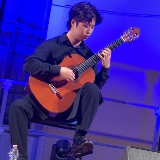 Musiklehrer Junyoung Jung aus Düsseldorf