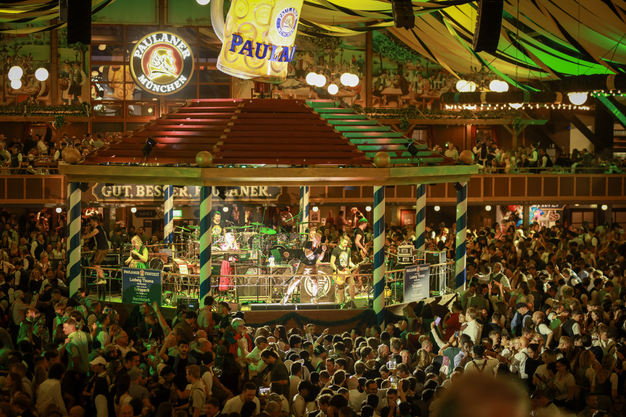 Kleinanzeige SUCHE Gitarrist/in für bekannte Oktoberfestband - Bild 1