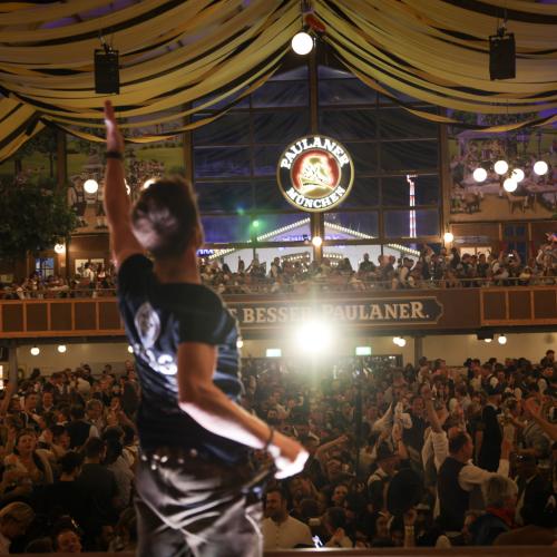 Kleinanzeige SUCHE Gitarrist/in für bekannte Oktoberfestband - Bild 2