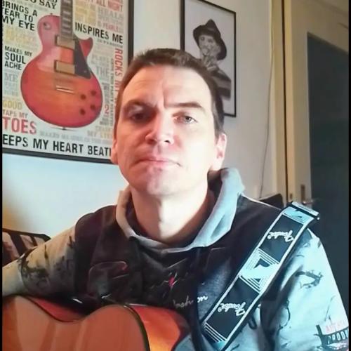 Kleinanzeige Gitarrist für Sängerin oder Akustik-Bands - Bild 1