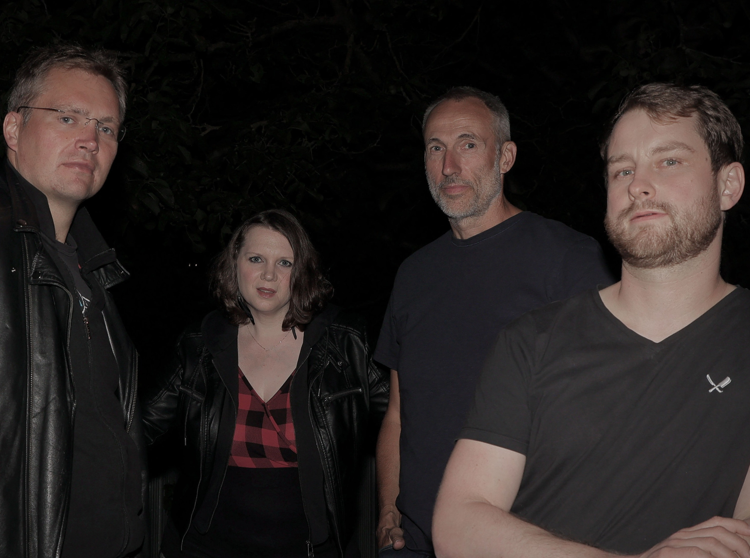 Kleinanzeige April Tunes sucht Bassisten - Bild 1