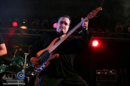 Kleinanzeige Bassist sucht Band - Bild 1