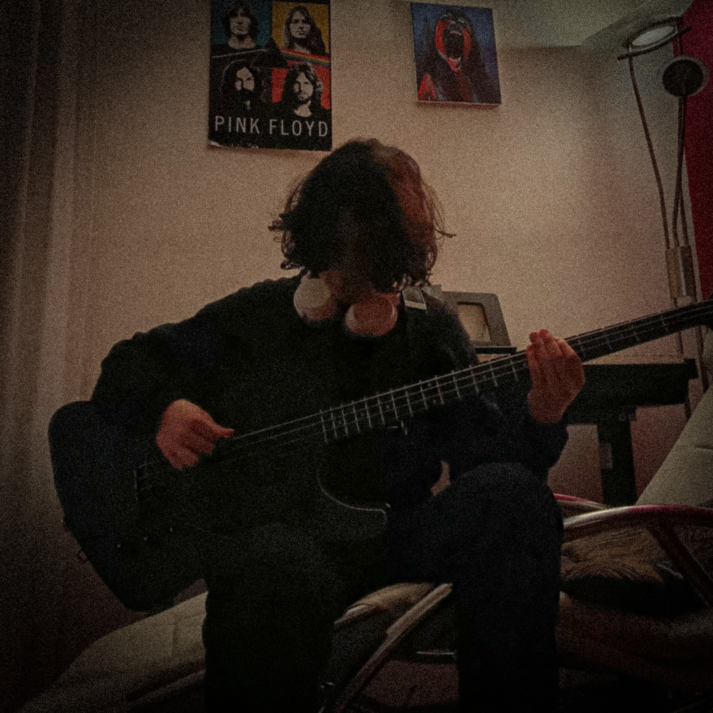 Kleinanzeige Bassist sucht Musiker im Hamburg - Bild 1