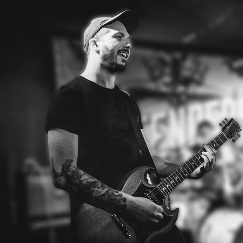 Kleinanzeige Professioneller Gitarrist sucht Band - Bild 1
